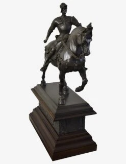 Bartolomeo Colleoni Statue