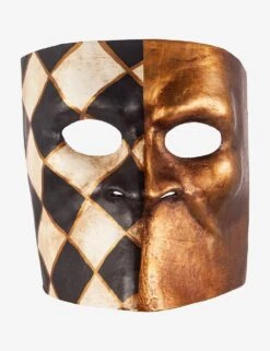 Checked Black And Gold Bauta