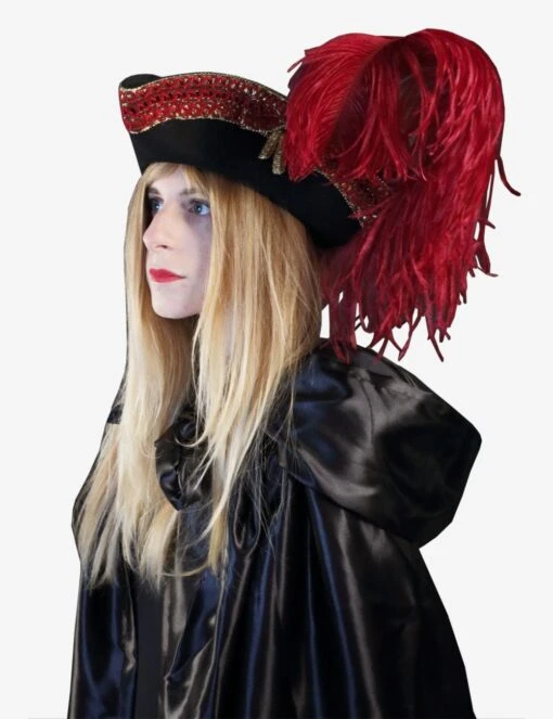 Duchess Tricorne