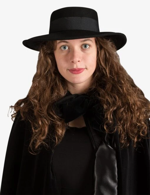 Wide Brim Hat Woman